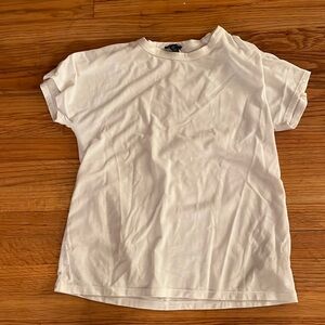 Like new Jones New York signature white tee with fancy sleeves